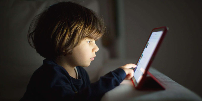 Uma nova lei na Irlanda poderia tornar ilegal dispositivos portáteis para crianças